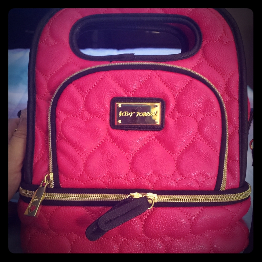 COPY - Betsey Johnson insulated bag